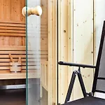 Apartment Prora - Familienfreundliche Ferienwohnung mit Balkon, Waschmaschine, Trockner und Gemeinschaftssauna - Dünenheide 3,4 *
